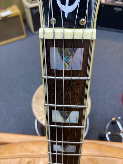 Epiphone Sheraton II VS semi hollow electric guitar