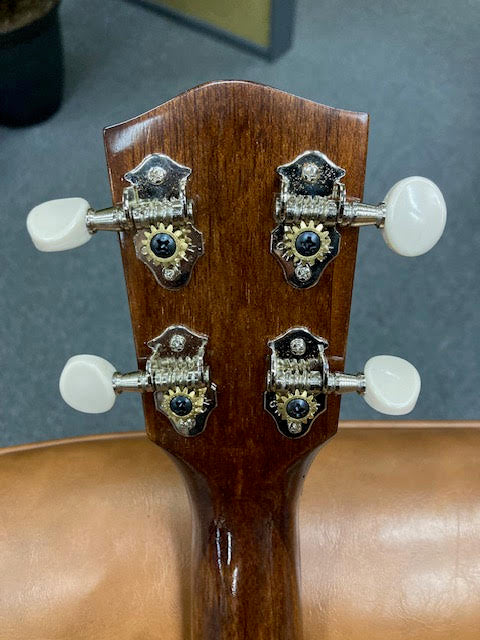 Stephen Treloar Tenor Ukulele w/Bag