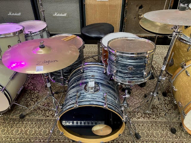 Gretsch Catalina Club Silver Oyster drum kit w/ Zildjian cymbals + hardware (preowned)