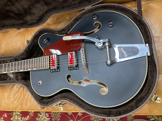 G5410T Gretsch Electromatic “Rat Rod” Hollow Body Single-Cut, Bigsby, Rosewood Fingerboard, Matte Black (preowned) w/ hardcase