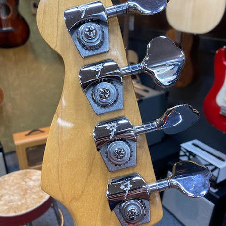 Fender Precision Elite 1983 Vintage Bass guitar w/ Vintage Fender case