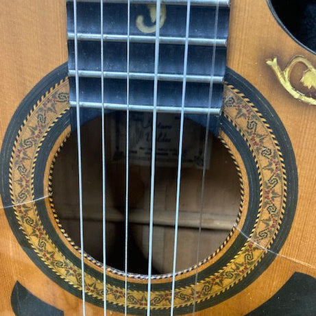 Rare Vintage Arturo Valdez flamenco guitar