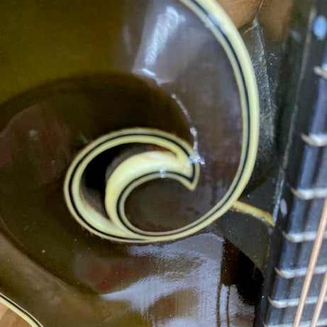 Gibson F5G Mandolin 2001 w/ case