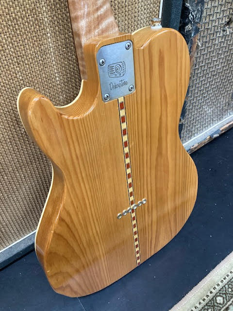 Deluxetone Mexi-Cali Radiola Duo Custom Electric guitar w/hardcase