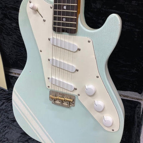 DeluxeTone Radiola Trio "Blue Bird" w/ hard case