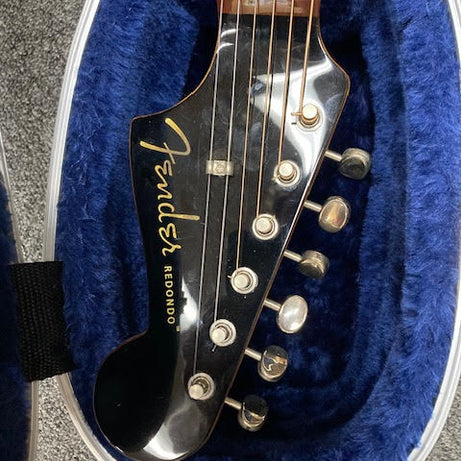 Fender Redondo Acoustic/electric guitar black w/ hardcase (preowned)