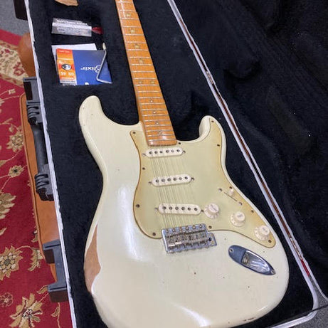 Fender Stratocaster Mexican roadworn body with non original neck.