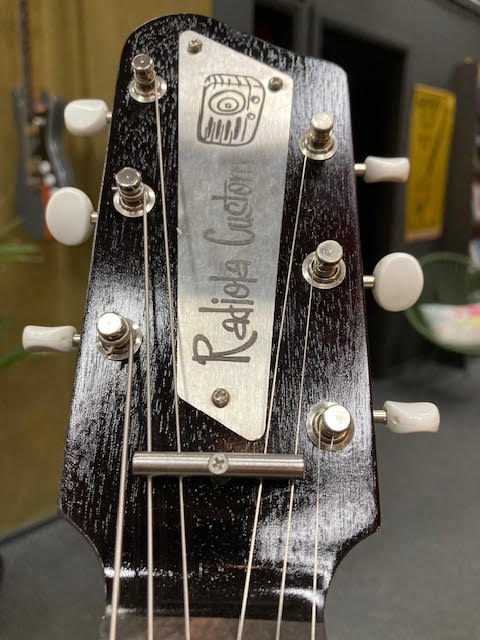 SOLD - DeluxeTone Radiola Custom GT40 Daytona electric guitar