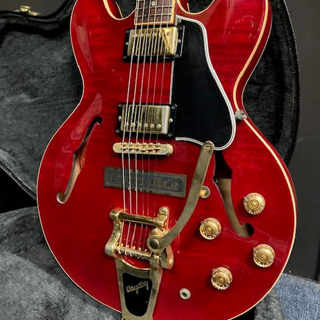 Gibson ES335 2005 Dot electric guitar w/ hardcase