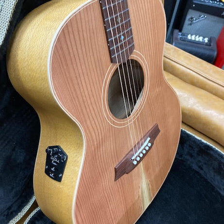 Cole Clark Angel Redwood Silky Oak w/ hardcase