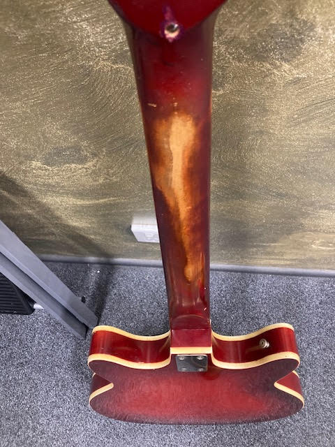 Supro Clermont 1967-8 semi-hollowbody electric guitar w/ case