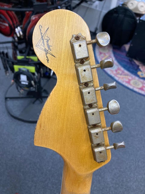 Fender Custom Shop Stratocaster 1967RI Limited edition Relic w/ case + candy