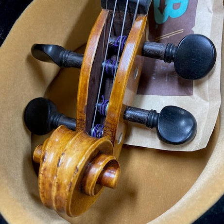 Scott Cao 4/4 violin (preowned)