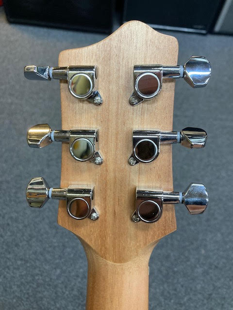 Pratley Entertainer OM Cutaway All Solid Maple B/S / Bunya Top w/pickup