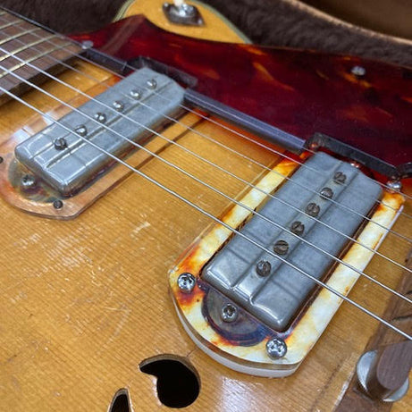 Vintage 1954 Harmony H62 Meteor Blonde w/ case