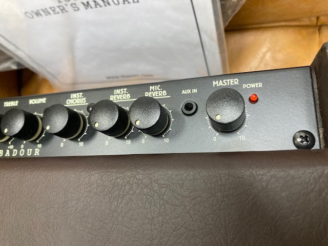 Ibanez Troubadour acoustic amplifier T30II-S (preowned)