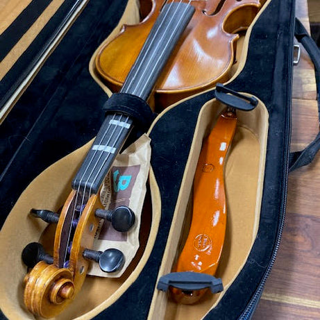 Scott Cao 4/4 violin (preowned)