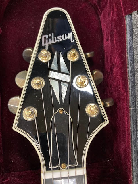 Gibson Flying V Custom Ebony w/ hardcase