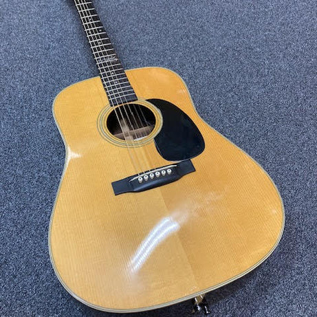 Martin D28 Elvis Presley 2007 w/ hardcase