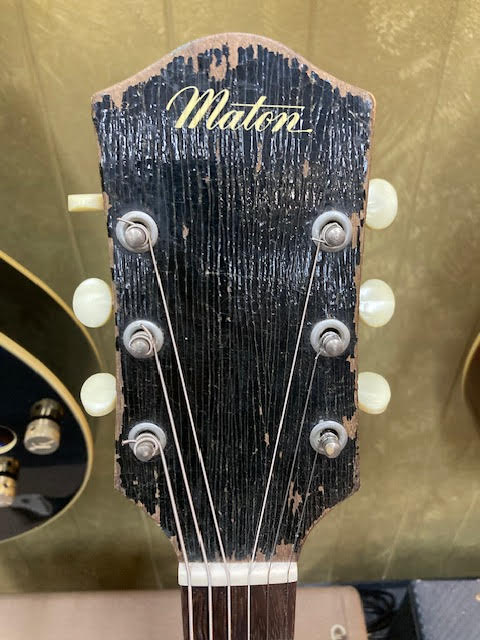 Maton 1960's 45A Premier hollowbody electric guitar w/ case