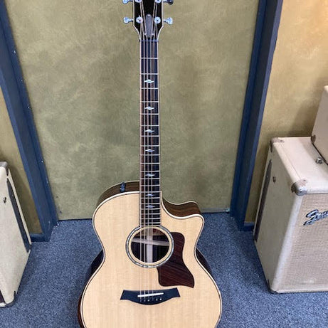 Taylor 814CE DLX acoustic electric guitar (preowned)