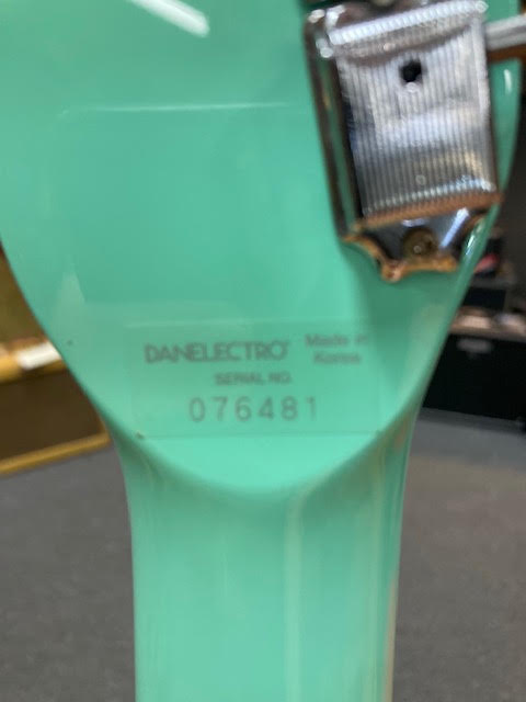 Danelectro Baritone electric guitar surf green Korea