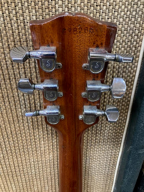Vintage Gibson SG 1969 w/ original Aus delivered case . Players grade