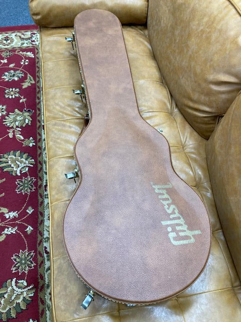 Gibson Les Paul Standard w/ bigsby 2013 w/ hardcase