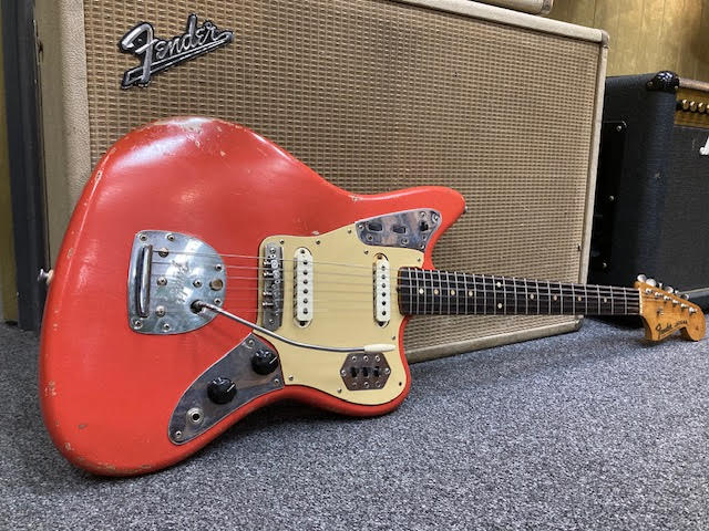 Original 1962 Fender Jaguar (refin) w '62RI case