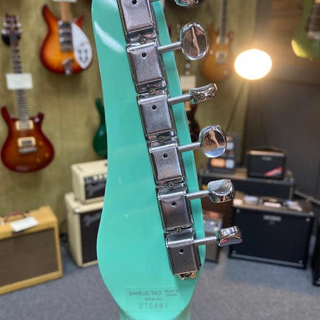 Danelectro Baritone electric guitar surf green Korea