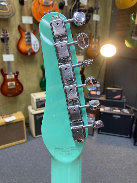Danelectro Baritone electric guitar surf green Korea