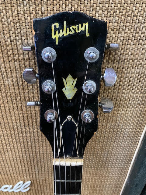 Vintage Gibson SG 1969 w/ original Aus delivered case . Players grade