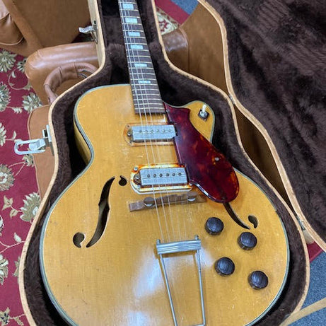 Vintage 1954 Harmony H62 Meteor Blonde w/ case