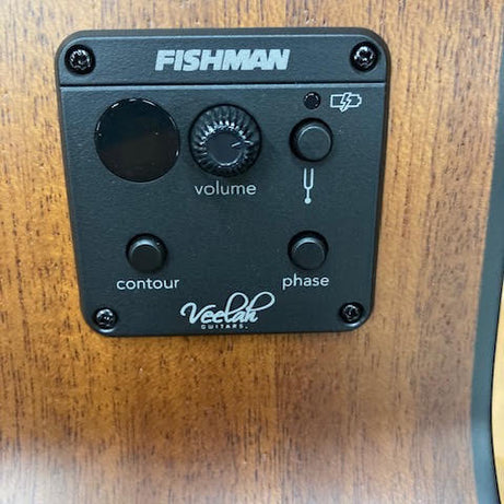 Veelah acoustic/electric guitar w/ gigbag