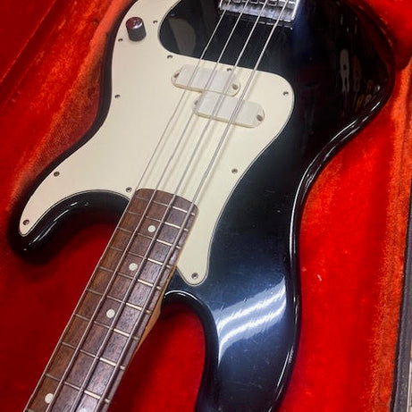 Fender Precision Elite 1983 Vintage Bass guitar w/ Vintage Fender case
