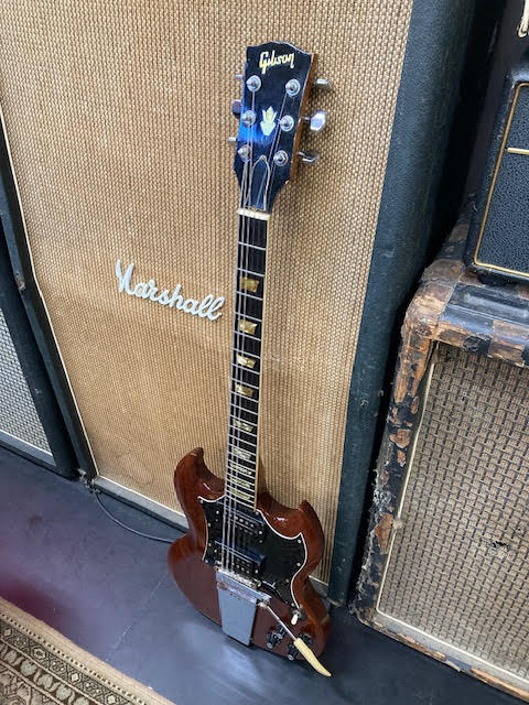 Vintage Gibson SG 1969 w/ original Aus delivered case . Players grade