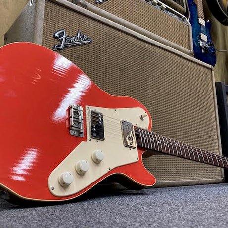 Deluxetone Mexi-Cali Radiola Duo Custom Electric guitar w/hardcase