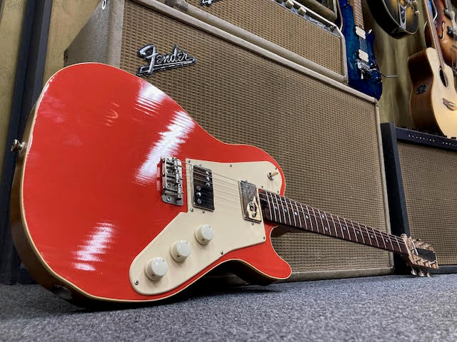 Deluxetone Mexi-Cali Radiola Duo Custom Electric guitar w/hardcase