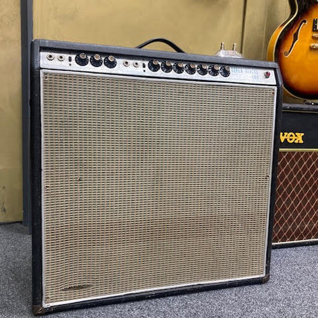 Vintage 1969 Fender Super Reverb Drip-Edge Silverface amplifier