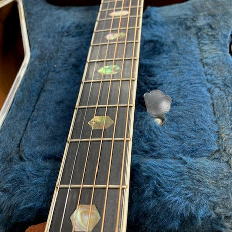 Martin J40M 1985 Vintage Guitar w/ original case