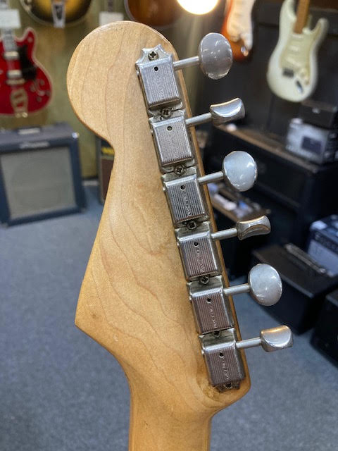 Fender Stratocaster 1962 electric guitar w/ original case - refin