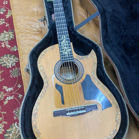 Rare Vintage Arturo Valdez flamenco guitar