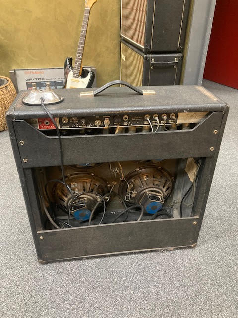 Vintage 1969 Fender Super Reverb Drip-Edge Silverface amplifier