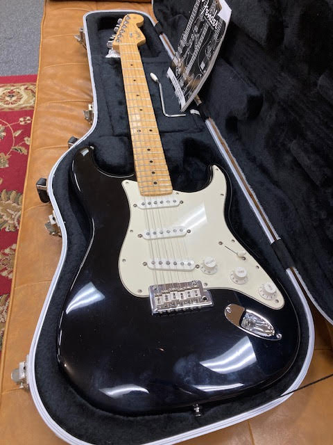 Fender Stratocaster 2008 Black Immaculate condition w/ case