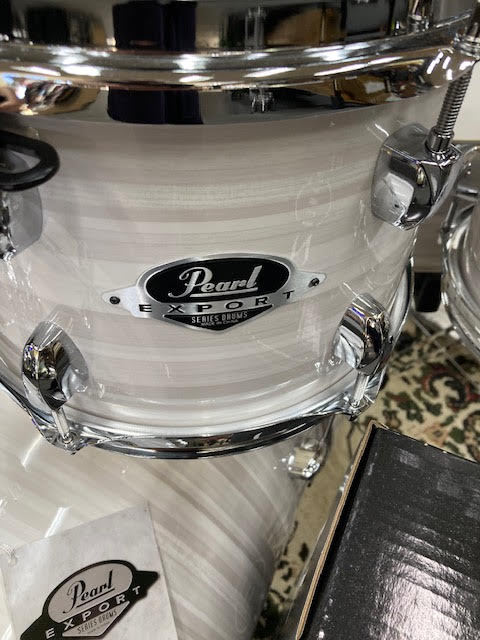 Pearl Export EXX Fusion plus Slipstream White  w/ zildjian cymbals + Bonus 8" Tom