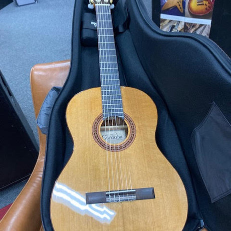 Cordoba C5 (preowned - immaculate) w/ bag