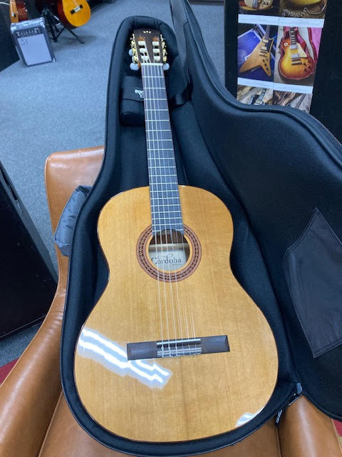 Cordoba C5 (preowned - immaculate) w/ bag