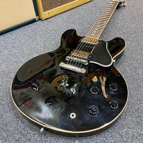Gibson ES335 Ebony w/ case 2008