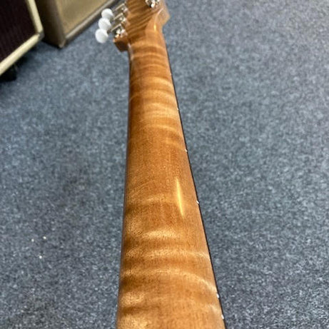 2026 DeluxeTone Cosmopolitan "Super Sonic" w/ hardcase