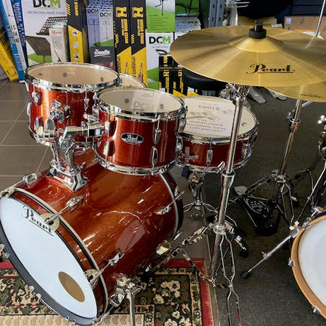 Pearl Roadshow 5 piece drum kit package